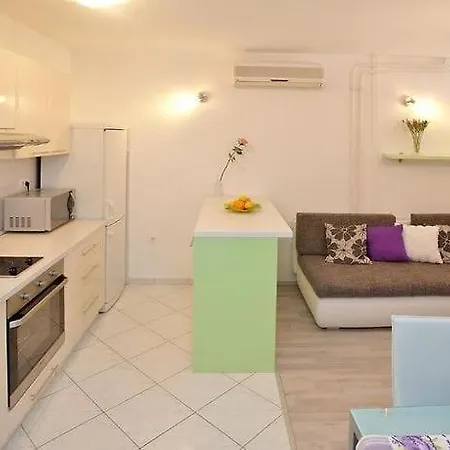 Appartement Karla *