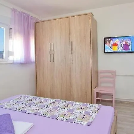 Appartement Karla *